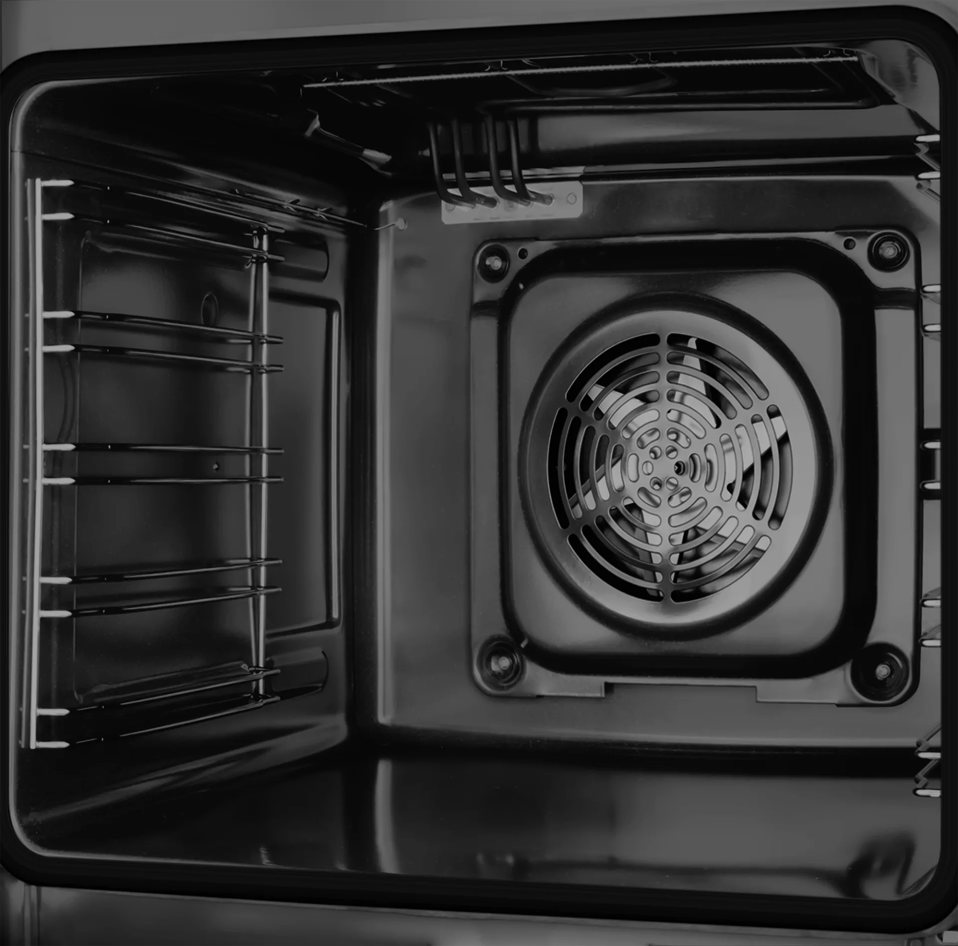 Amica FTS 700B TW 多工烘培烤箱 65L 亮黑